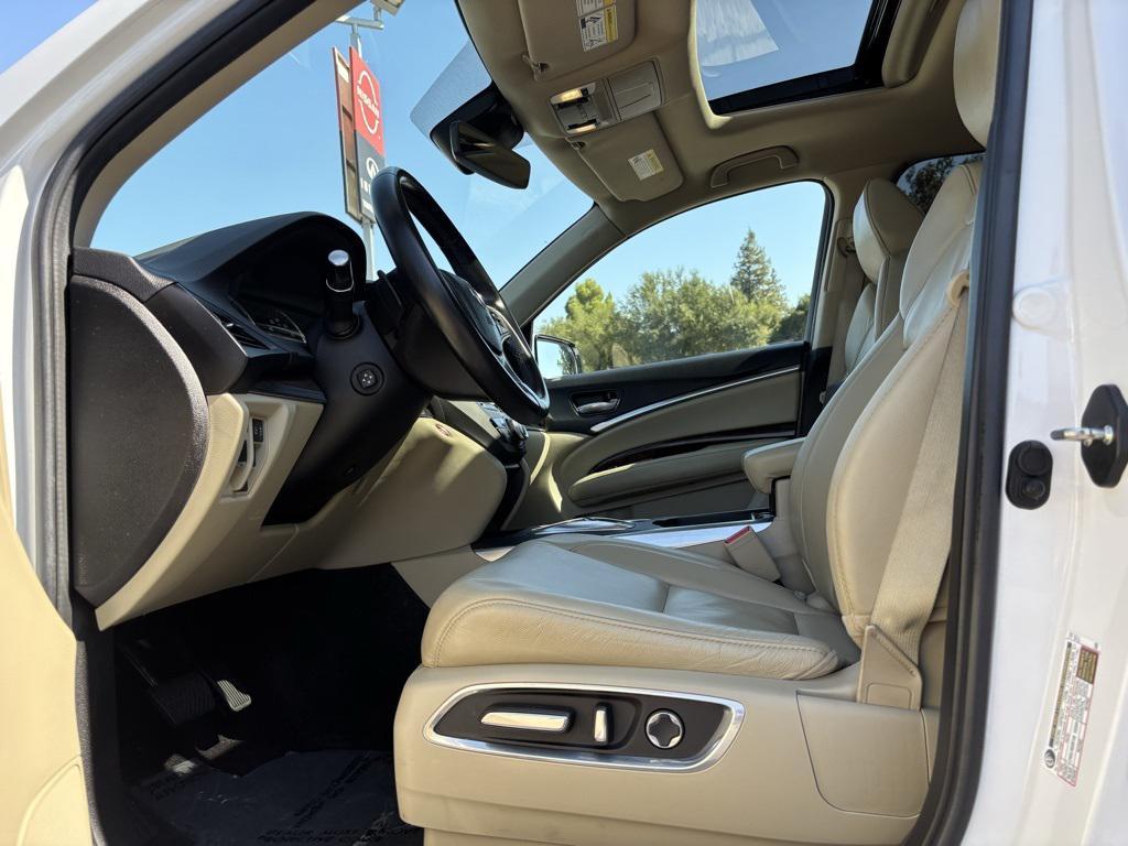 used 2020 Acura MDX car, priced at $25,438