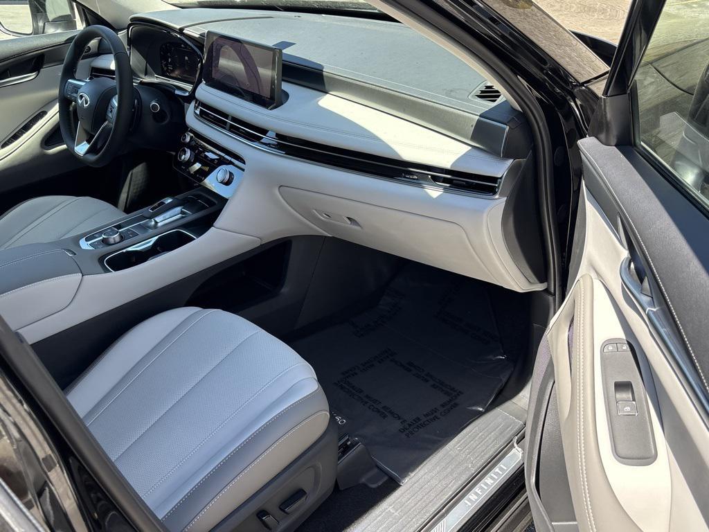 new 2026 INFINITI QX60 car, priced at $53,250