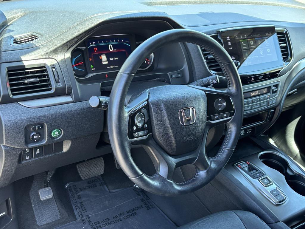 used 2021 Honda Pilot car, priced at $25,900
