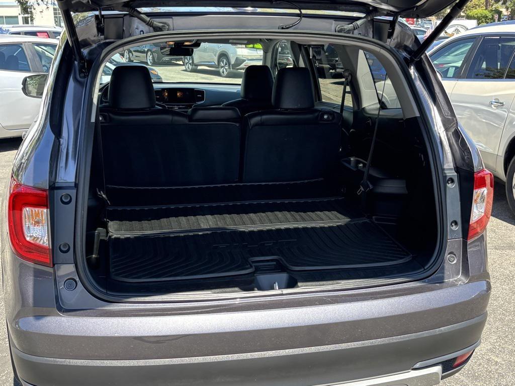 used 2021 Honda Pilot car, priced at $25,900
