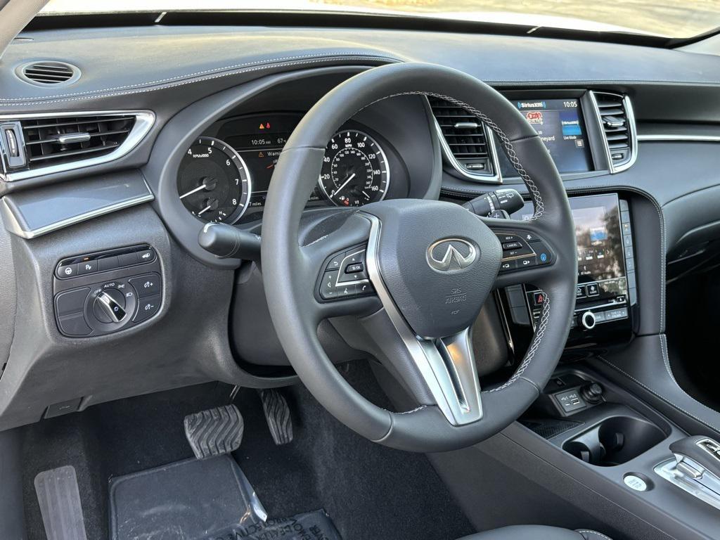 new 2025 INFINITI QX50 car, priced at $40,585