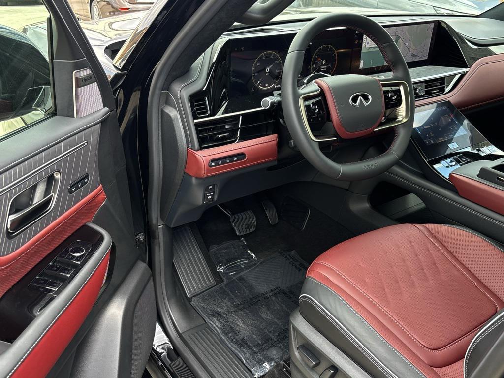 new 2026 INFINITI QX80 car, priced at $116,655