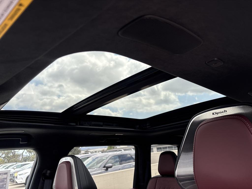 new 2026 INFINITI QX80 car, priced at $116,655