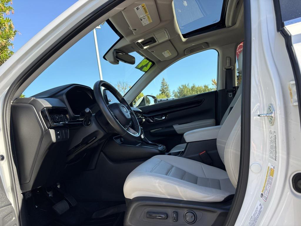 used 2024 Honda CR-V car, priced at $28,990