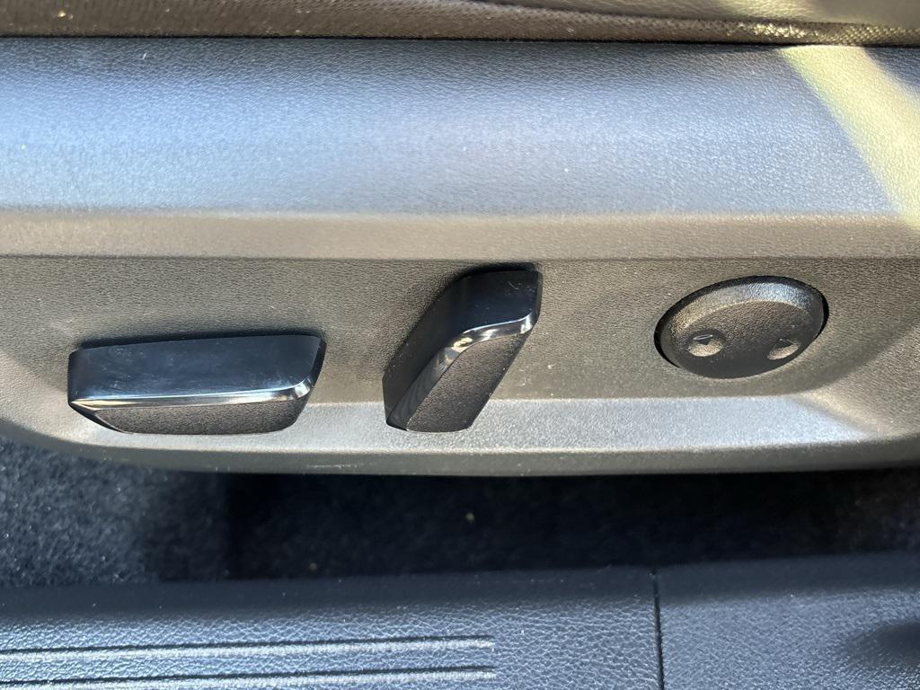 used 2021 Nissan Rogue car, priced at $19,790