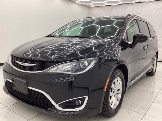 used 2018 Chrysler Pacifica car, priced at $10,993