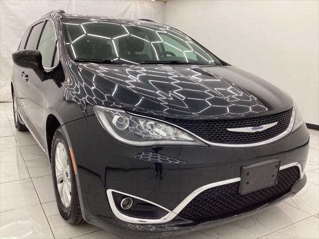 used 2018 Chrysler Pacifica car, priced at $10,993