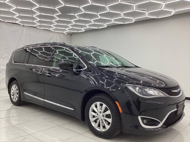 used 2018 Chrysler Pacifica car, priced at $10,993