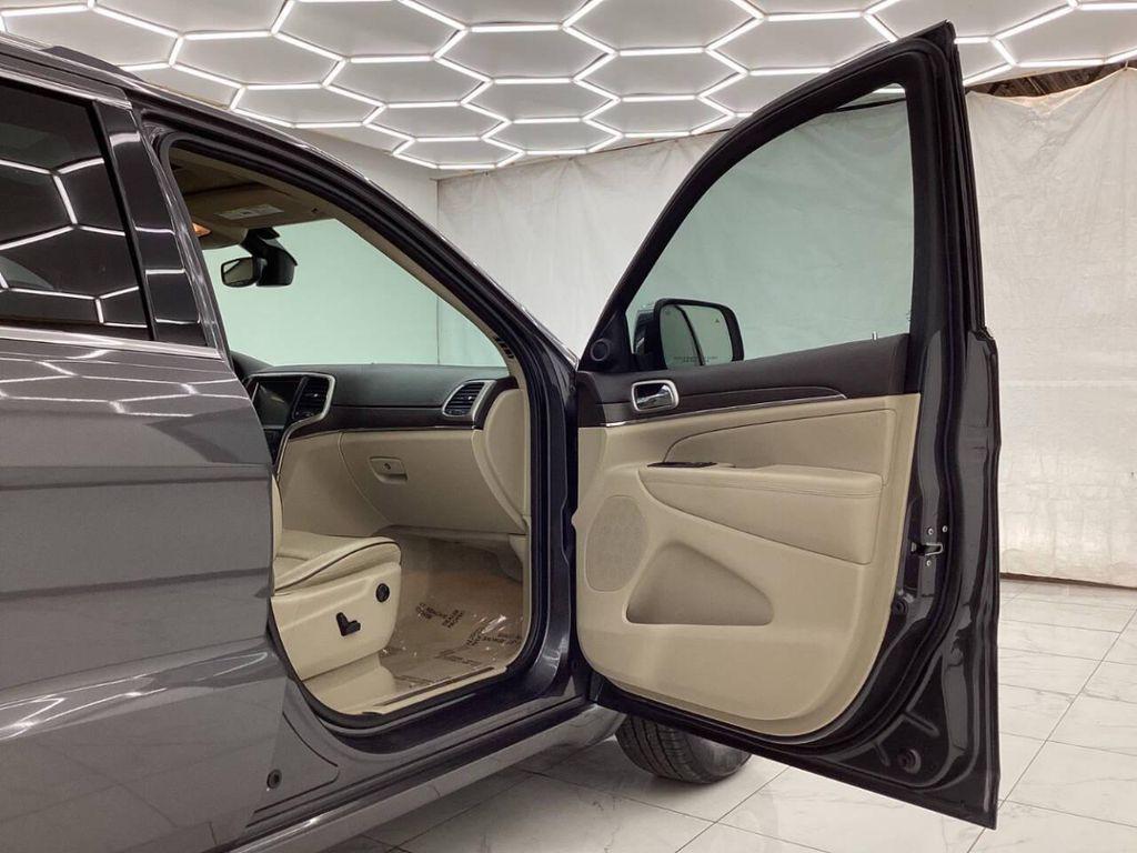 used 2017 Jeep Grand Cherokee car, priced at $19,493