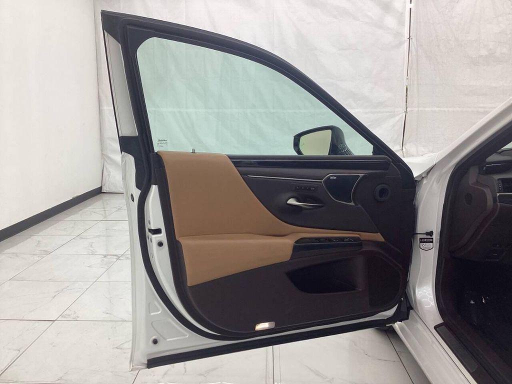 used 2020 Lexus ES 300h car, priced at $22,993