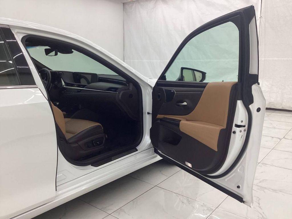 used 2020 Lexus ES 300h car, priced at $22,993