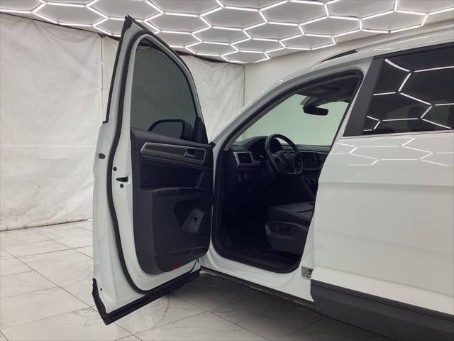 used 2018 Volkswagen Atlas car, priced at $14,993