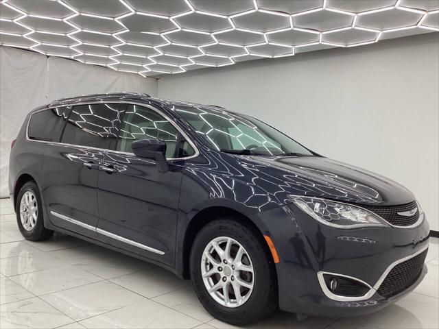 used 2020 Chrysler Pacifica car, priced at $15,993