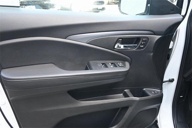 used 2022 Honda Pilot car, priced at $24,983