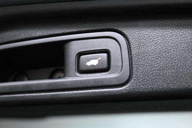 used 2022 Honda Pilot car, priced at $31,799