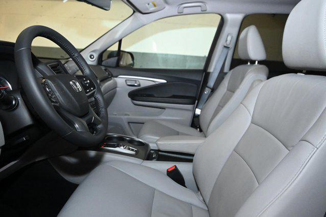 used 2022 Honda Pilot car, priced at $30,899