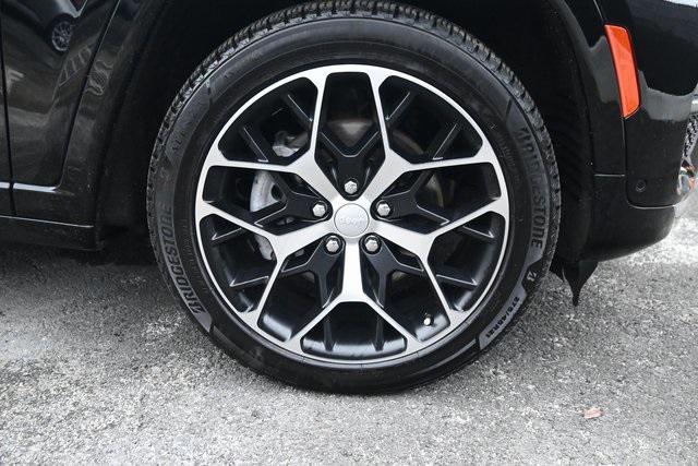 used 2022 Jeep Grand Cherokee car, priced at $46,999