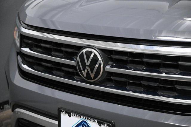 used 2020 Volkswagen Atlas Cross Sport car, priced at $18,898