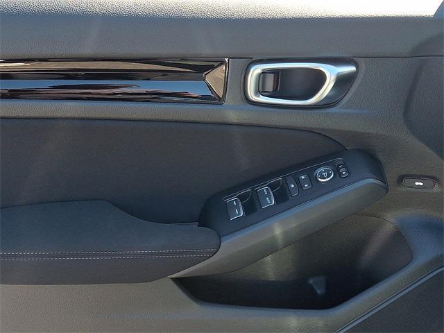 used 2025 Honda Civic Hybrid car, priced at $25,700