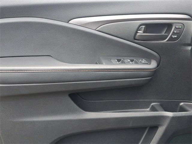 used 2022 Honda Pilot car, priced at $31,699