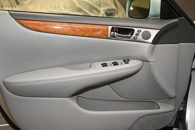 used 2005 Lexus ES 330 car, priced at $11,199