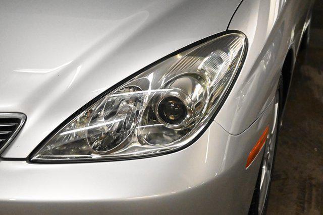 used 2005 Lexus ES 330 car, priced at $11,199