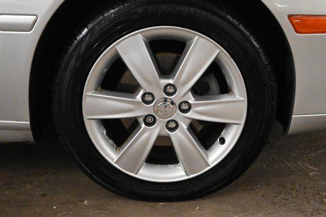 used 2005 Lexus ES 330 car, priced at $11,199