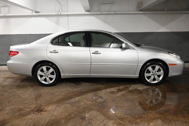 used 2005 Lexus ES 330 car, priced at $11,199