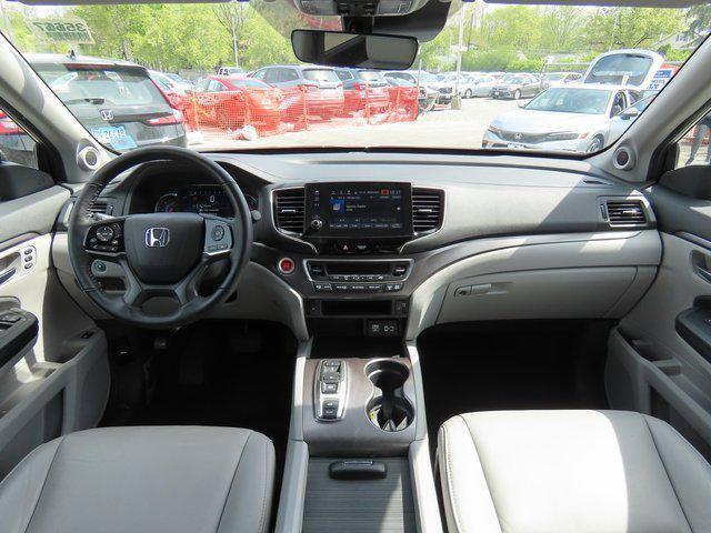 used 2021 Honda Pilot car, priced at $29,959