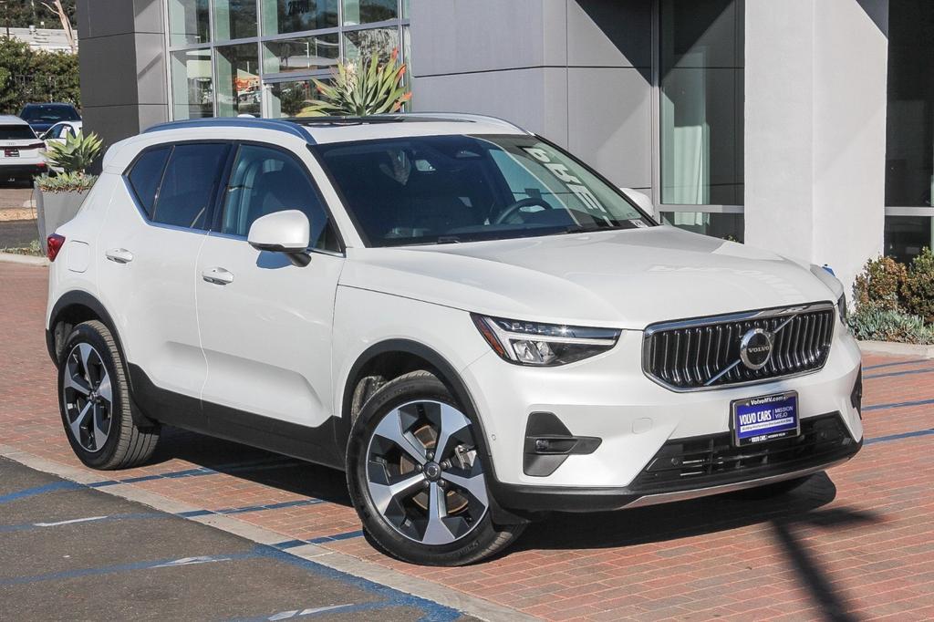 used 2024 Volvo XC40 car, priced at $35,788