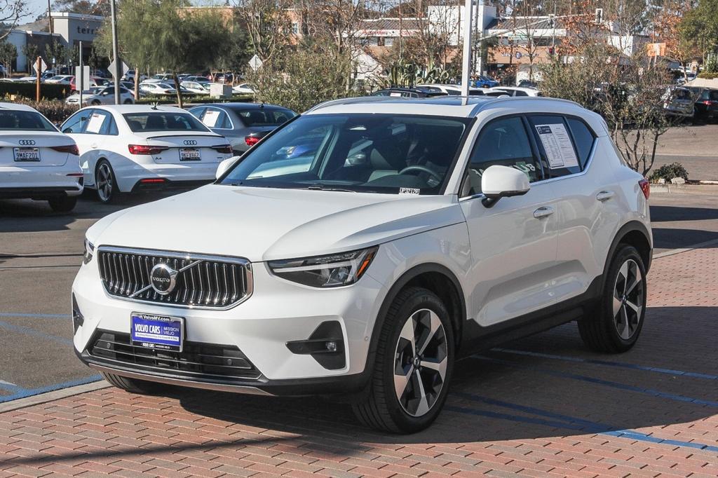 used 2024 Volvo XC40 car, priced at $35,788