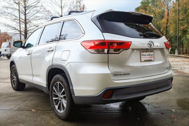 used 2019 Toyota Highlander car, priced at $26,495