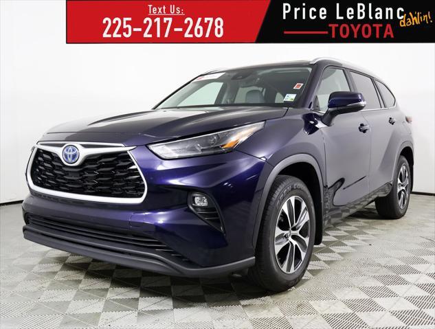 used 2023 Toyota Highlander Hybrid car, priced at $41,995