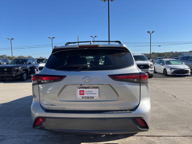 used 2024 Toyota Highlander car, priced at $51,995