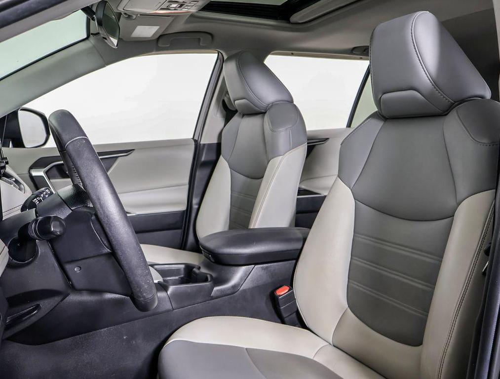 used 2021 Toyota RAV4 car, priced at $22,495