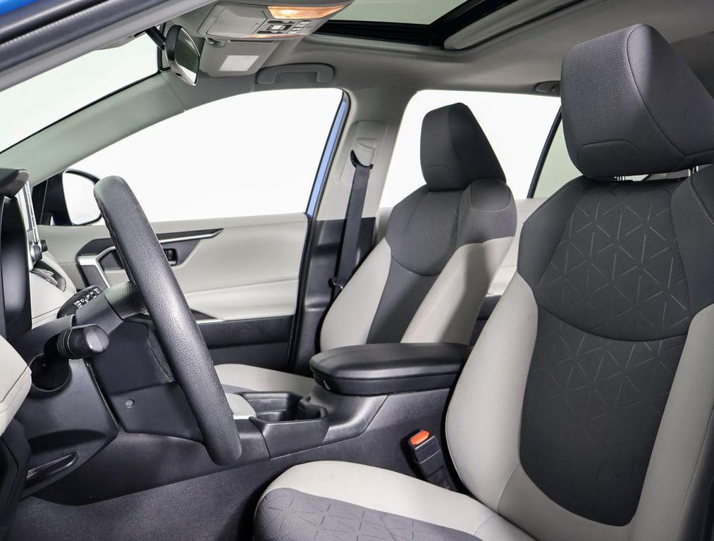 used 2020 Toyota RAV4 car, priced at $21,995