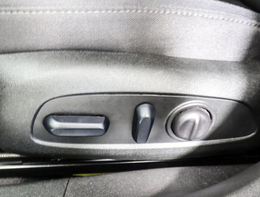 used 2024 Chevrolet Malibu car, priced at $18,995