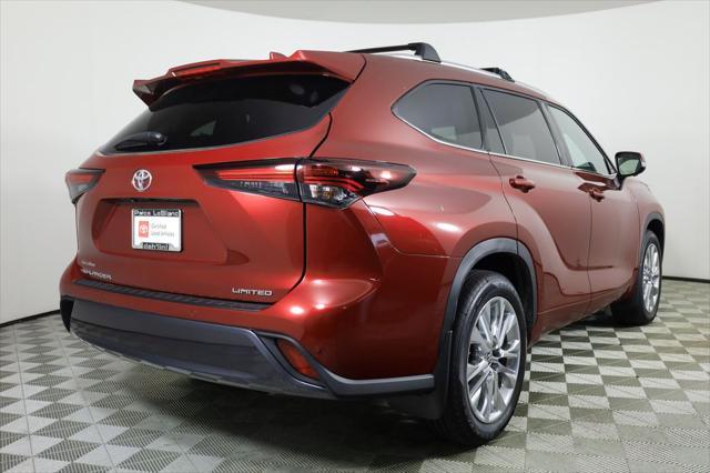 used 2024 Toyota Highlander car, priced at $48,995
