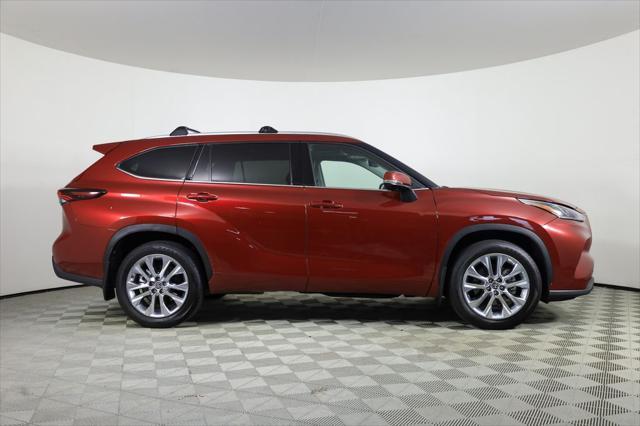 used 2024 Toyota Highlander car, priced at $48,995
