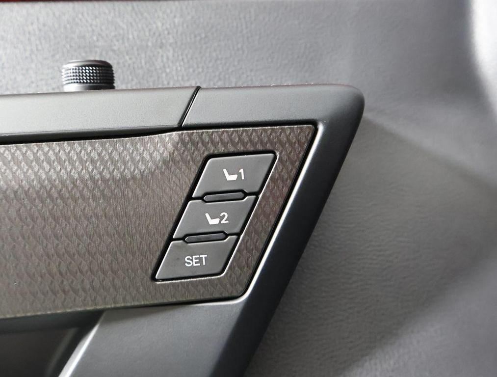 new 2026 Toyota Tundra Hybrid car, priced at $78,656