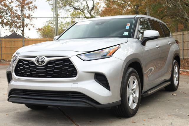 used 2022 Toyota Highlander car, priced at $29,495