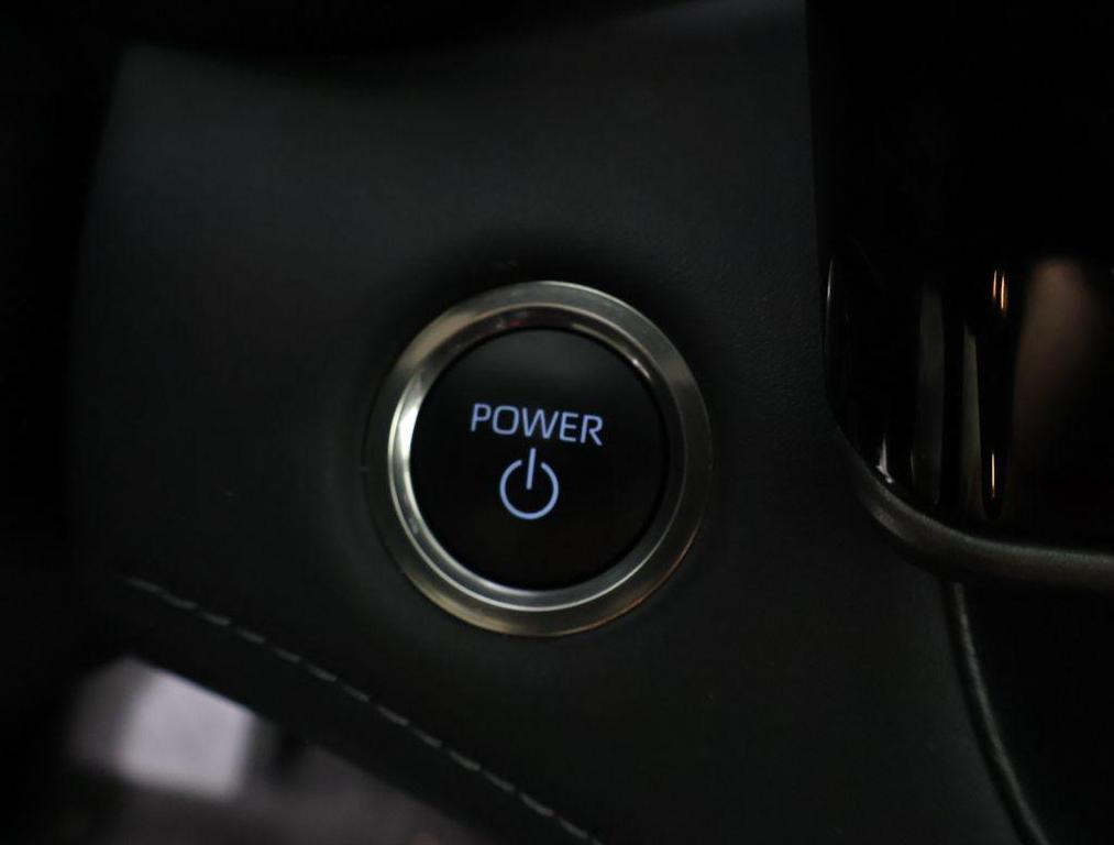 used 2024 Toyota Highlander Hybrid car, priced at $49,995