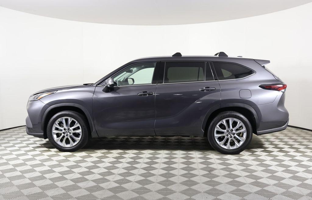 used 2024 Toyota Highlander Hybrid car, priced at $49,995
