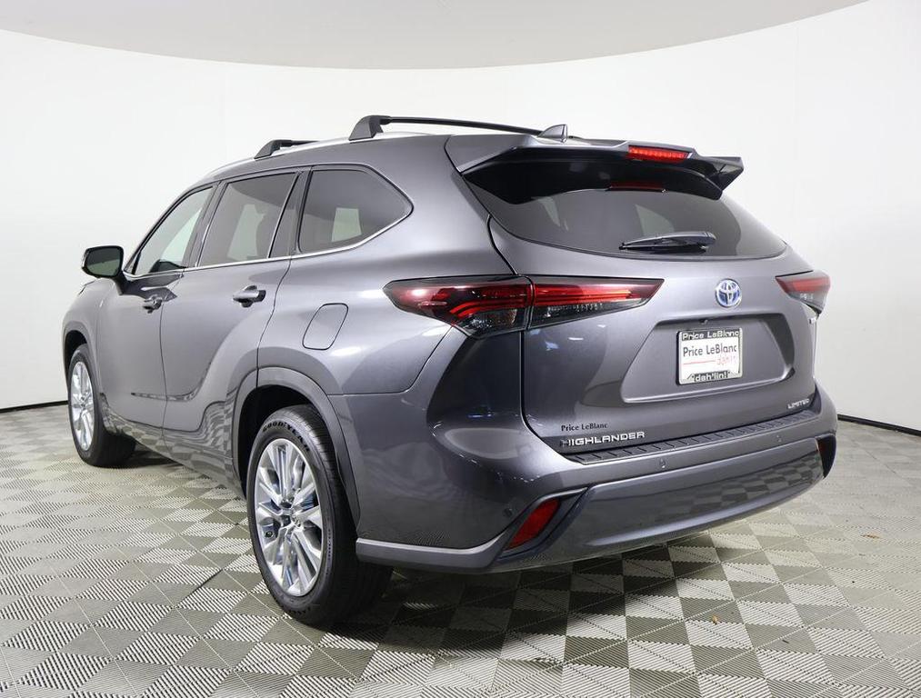 used 2024 Toyota Highlander Hybrid car, priced at $49,995
