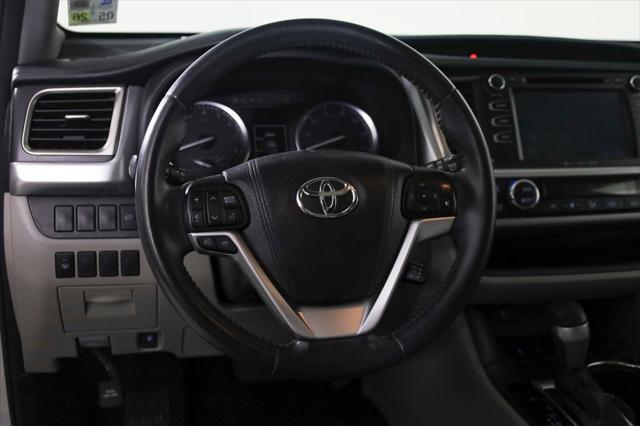 used 2016 Toyota Highlander car, priced at $20,995