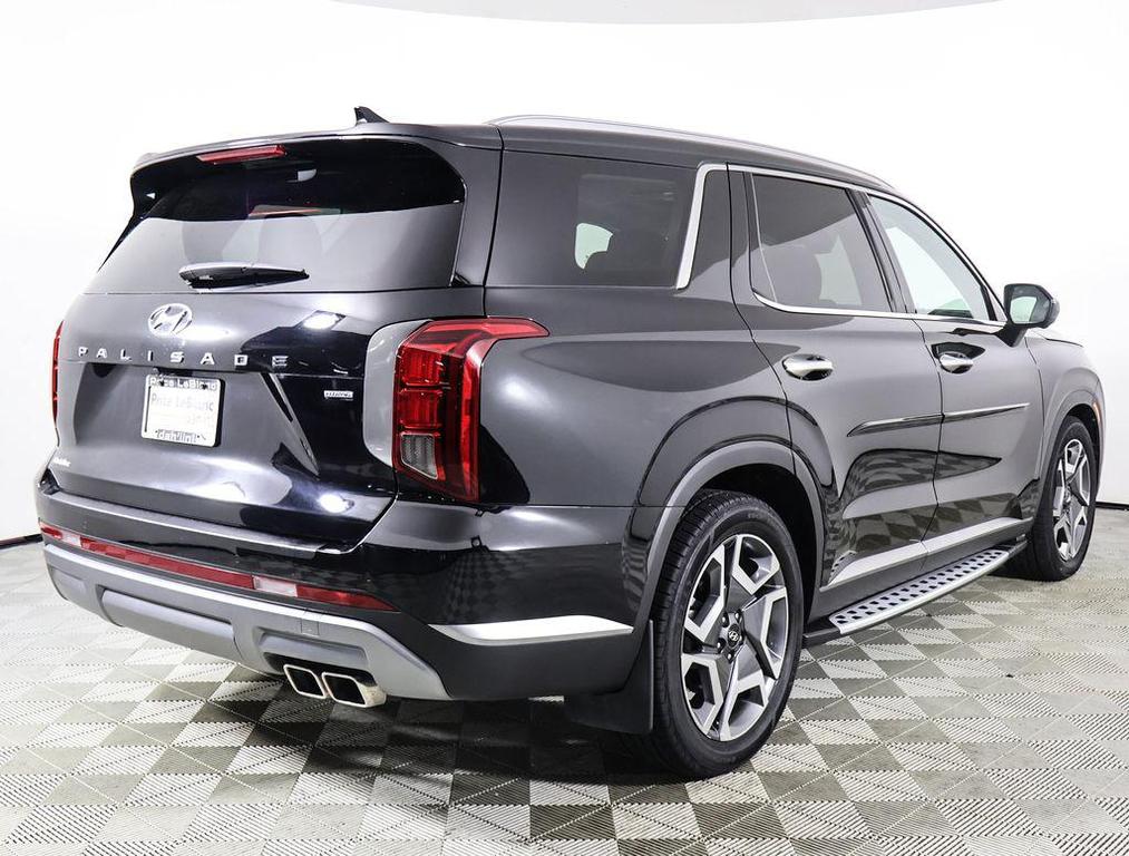 used 2024 Hyundai Palisade car, priced at $34,995