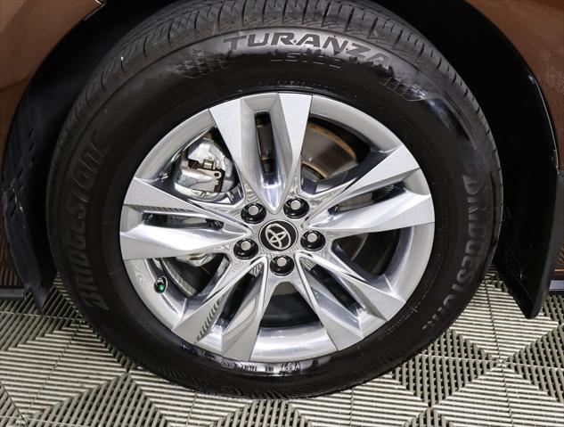 used 2024 Toyota Sienna car, priced at $49,995