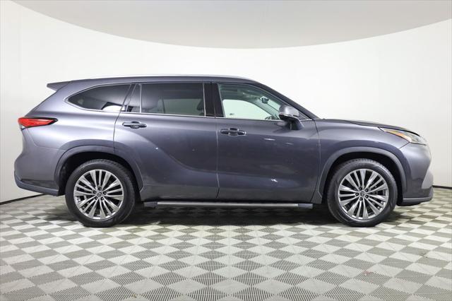 used 2022 Toyota Highlander car, priced at $33,995
