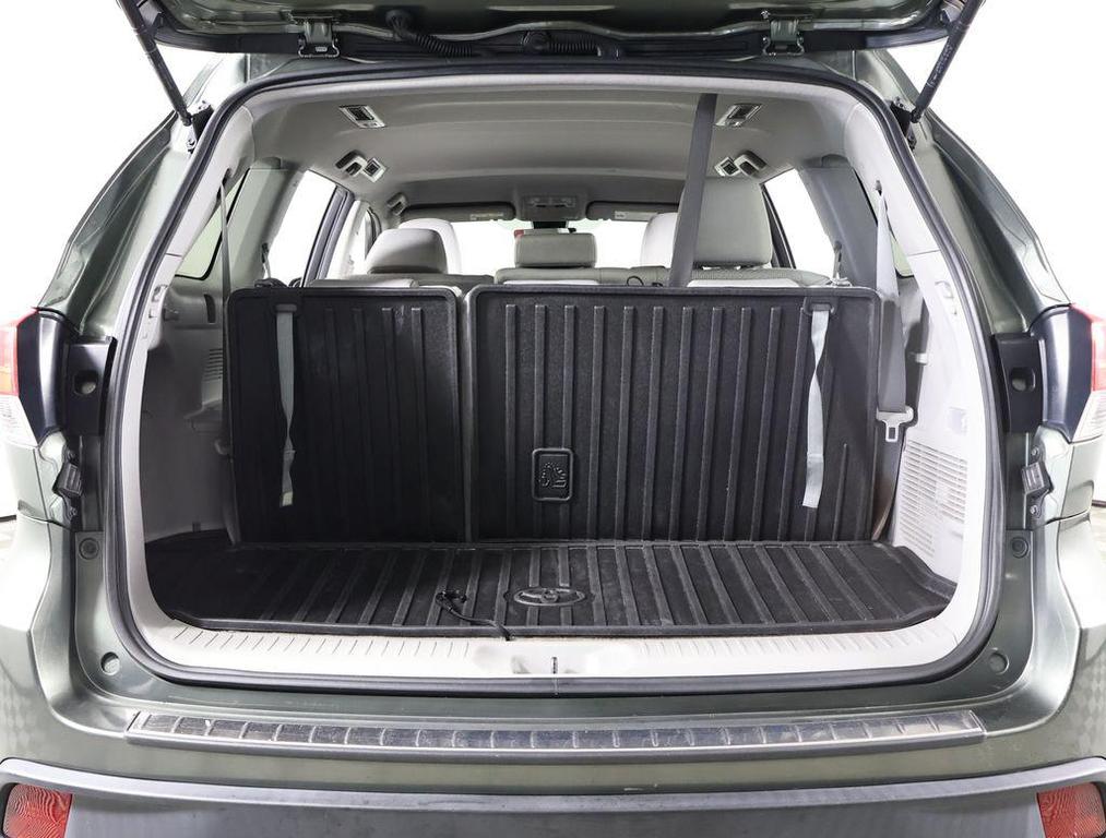 used 2017 Toyota Highlander car, priced at $21,995