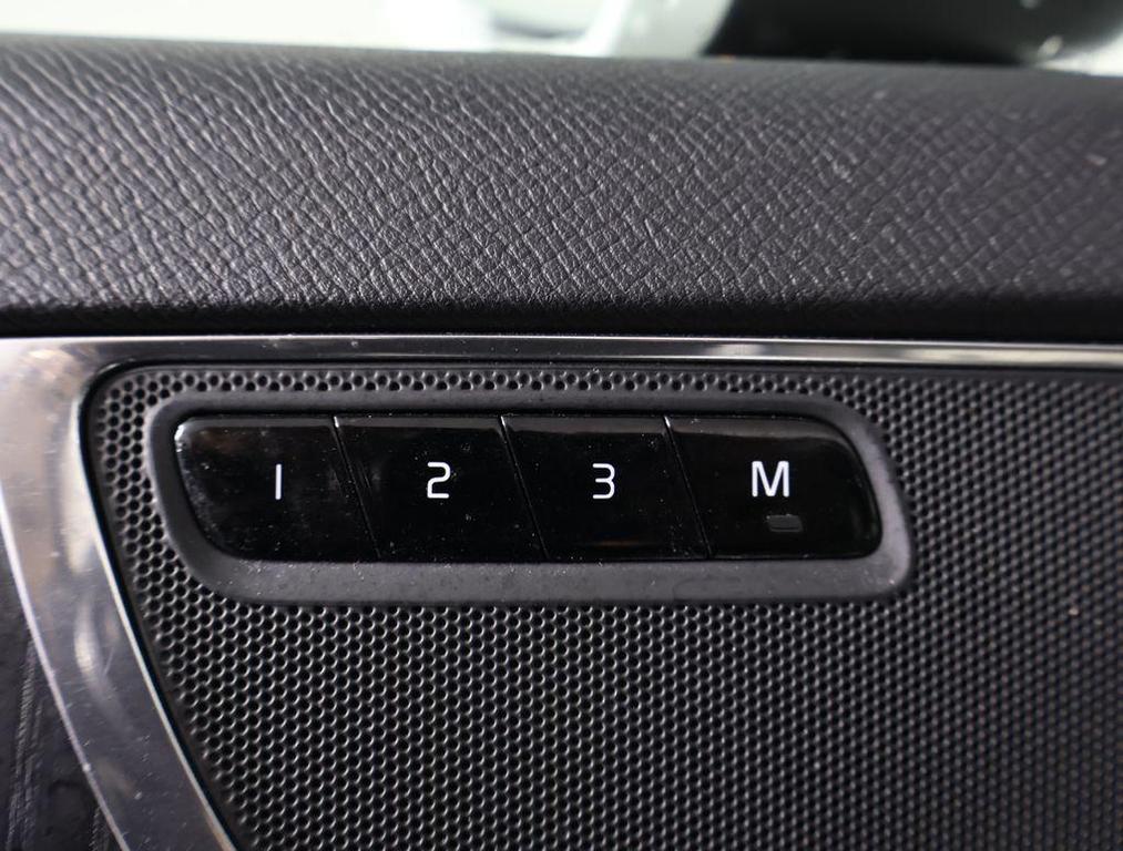 used 2020 Volvo XC90 car, priced at $22,495